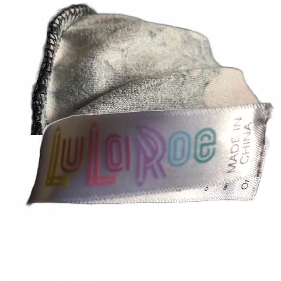 Lula Roe Yoga Pants with Roses One Size - Picture 4 of 5